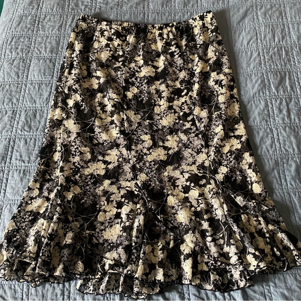 CJ Banks Black Cream Floral Lace Midi Skirt  Ruffled Hem 1X Elegant Feminine